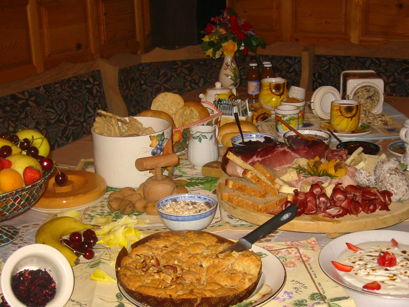 http://www.casadellefate.it/immagini%20grandi/colazione%20(16).jpg